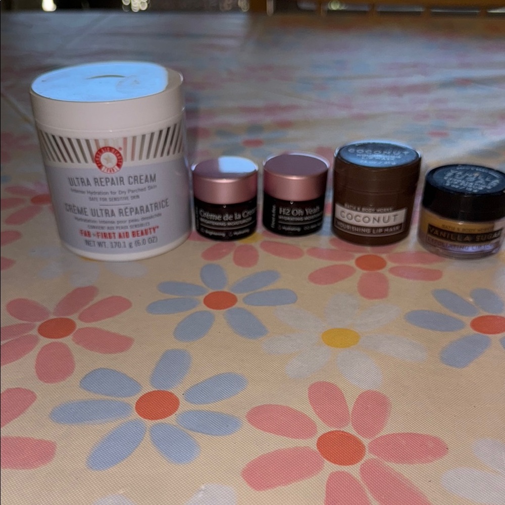 First Aid Beauty Ultra Repair Cream 6 oz plus moisturizer and lip mask and scrub